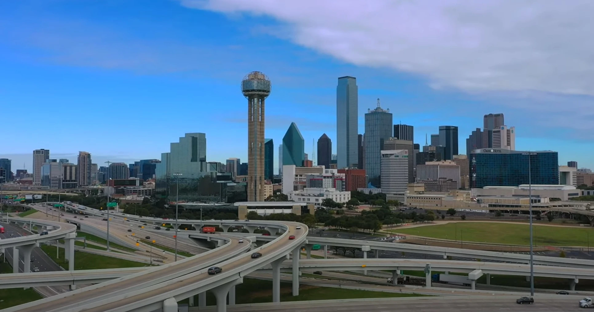 dallas vs atlanta dallas skyline drone footage